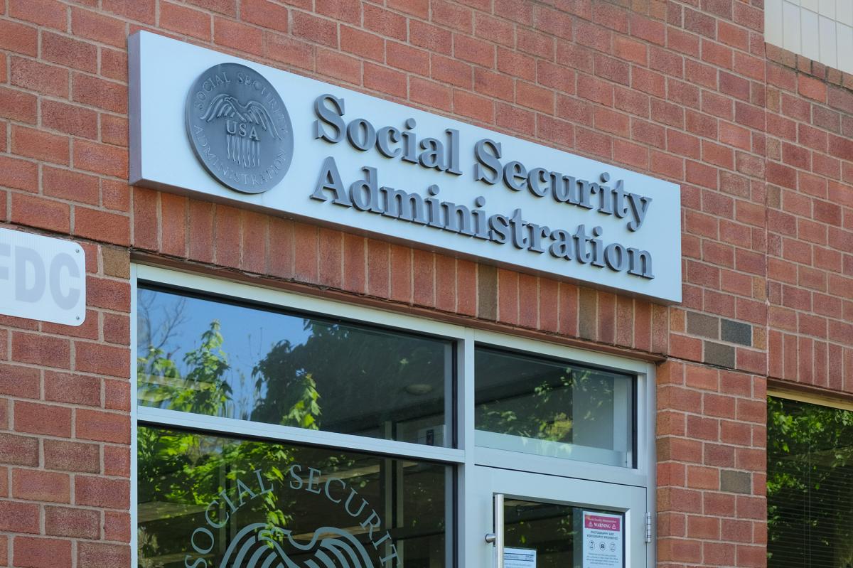 Why Social Security's 2027 COLA Is Getting Everyone's Attention